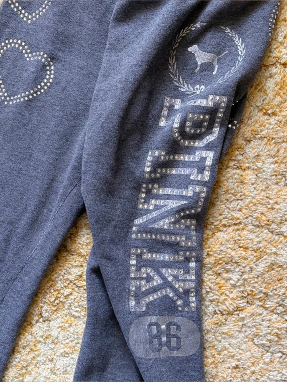 VS Pink Rhinestone Sweatpants - Picture 4 of 5